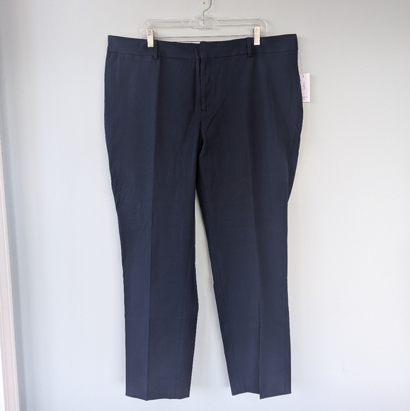 NWT Crown & Ivy Women's Navy Blue Cary Stretch Ankle Trouser Pants - Picture 4 of 10